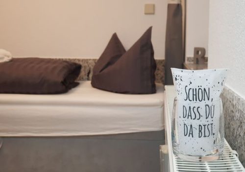 Zimmer 3 Bett